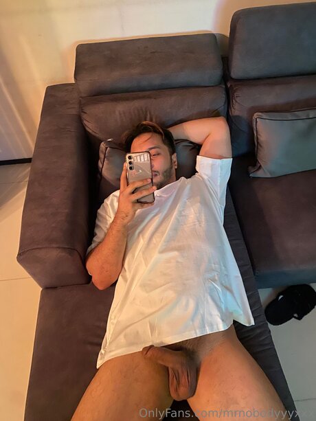 Itshotdaddyy model hd pics