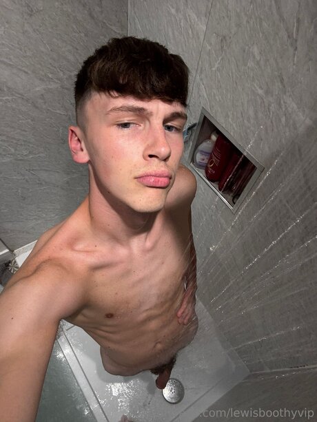 Lewisboothyvip star pretty pictures