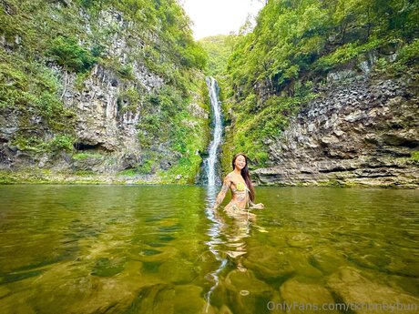 Tkhoneybun pornstar erotic pic