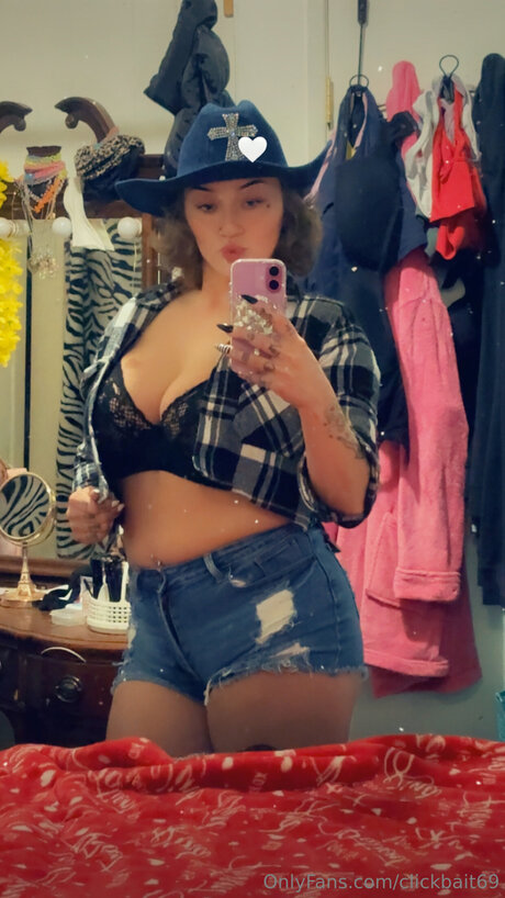 Clickbait69 art model photos