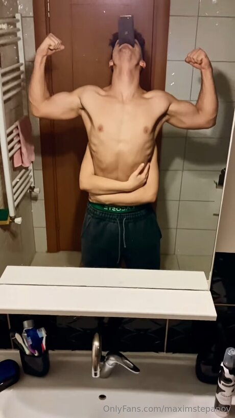 Maximstepanov free actress archive