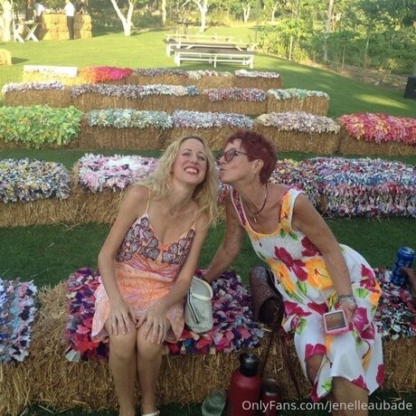 Jenelleaubade model best pic