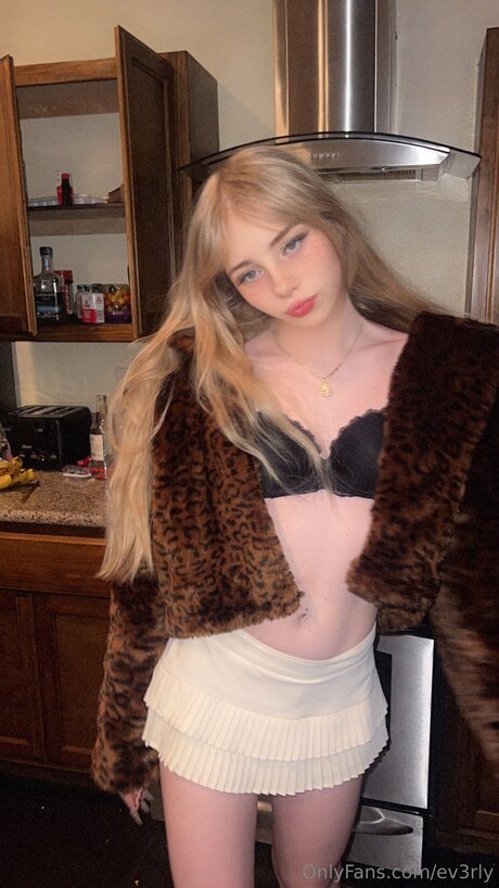 Ts Everly model xxx pics