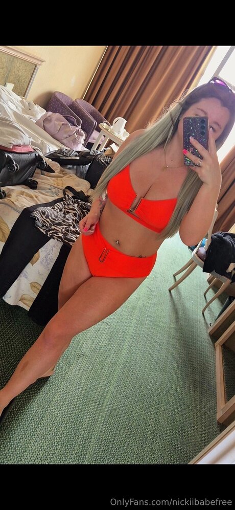 Nickiibabefree erotic actress pic