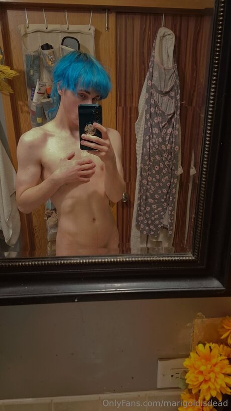 Marigoldisdead erotic model gallery