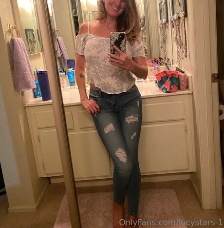 Lucystars 1 star adult pic