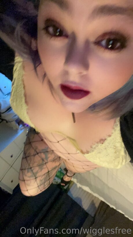 Wigglesfree exclusive pornstar pics