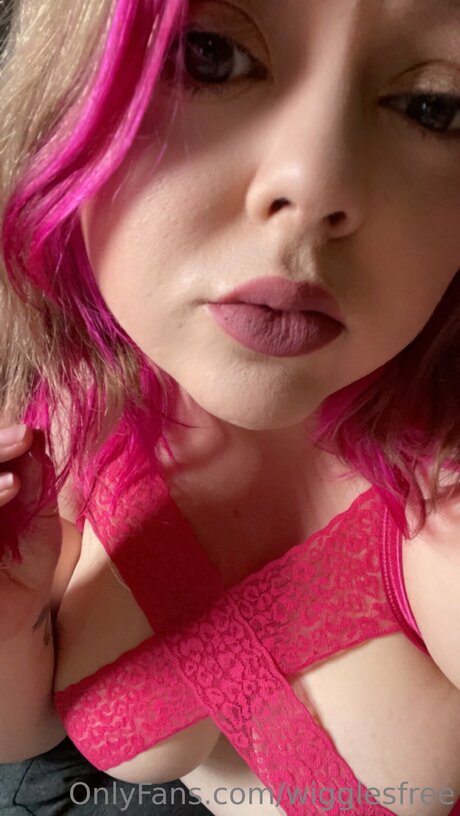 Wigglesfree free actress img