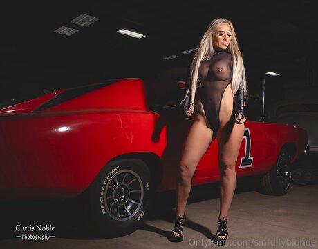 Sinfullyblonde model adult gallery