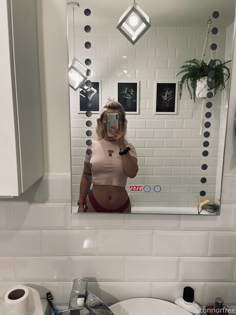 Hannahoc pornstar nudes image