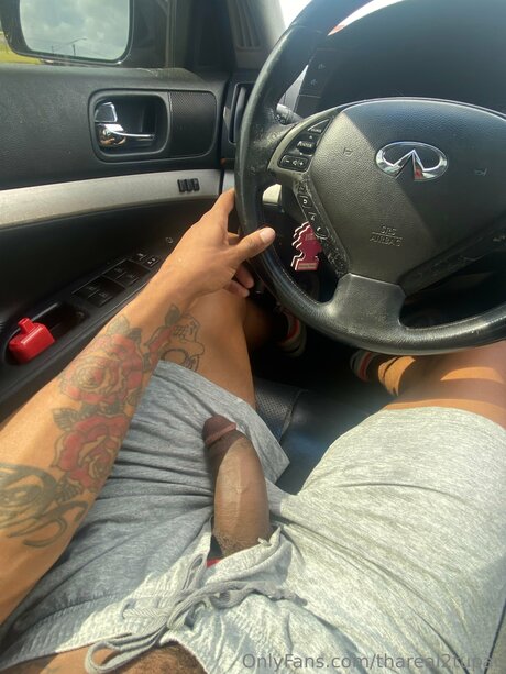 Thareal2tupac art actress pic