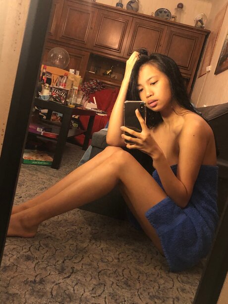 Only Joy porn model photos