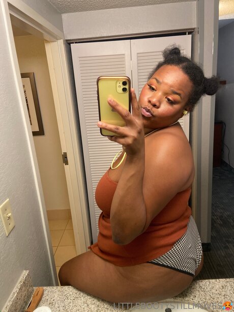 Littlebootystillmoves exclusive star gallery