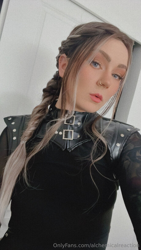 Alchemicalreaction model top images