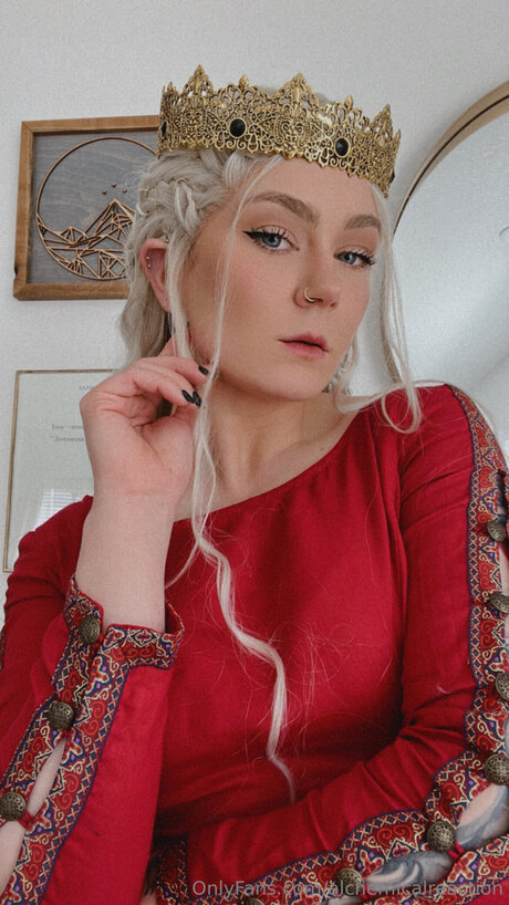 Alchemicalreaction nice actress pic