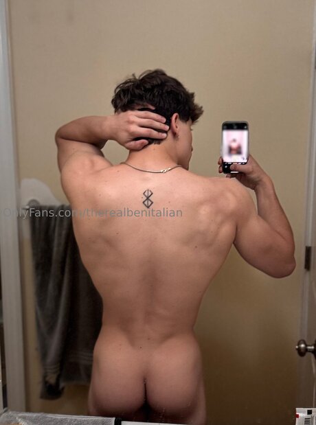 Therealbenitalian pornstar sex photos