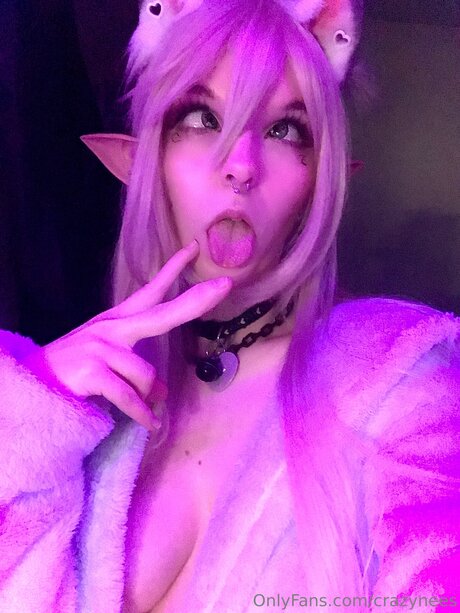 Crazynees porn model galleries