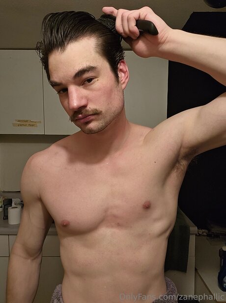 Zanephallic model nice pic