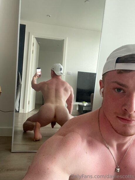 Fit Davie erotic model picture