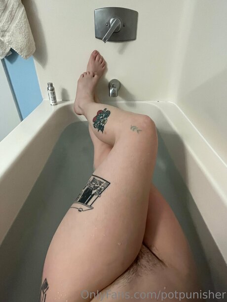 Potpunisher perfect actress photos