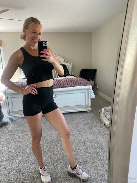 Rachelxrainefree hot actress images