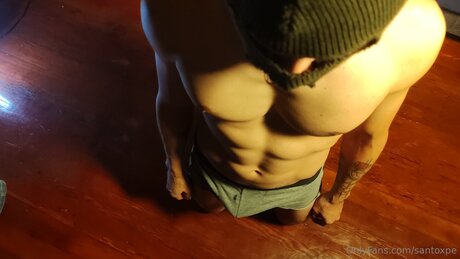 Santoxpe star sexy image