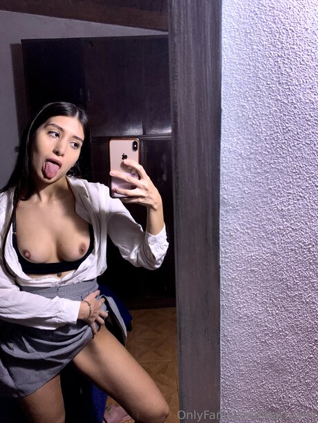 Milabrm star erotic photos