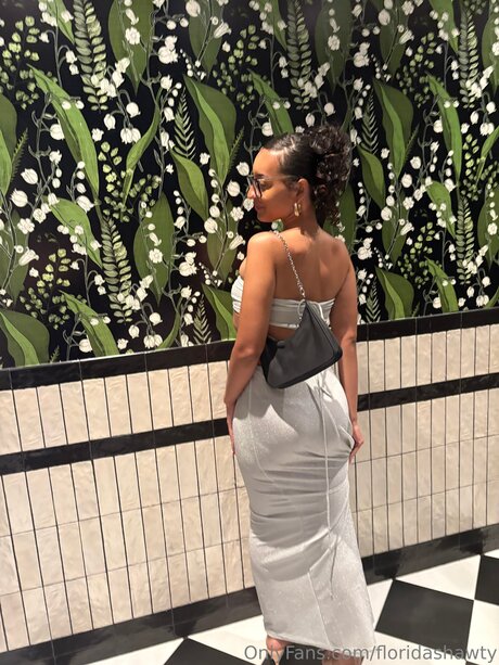 Floridashawty nude model img