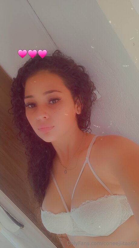 Coneejiitaa69 nice actress pictures