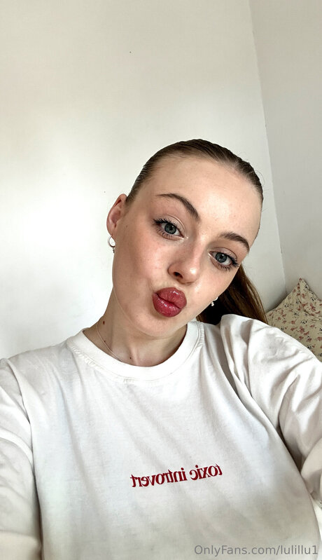 Sophiebloomsfree top star photo