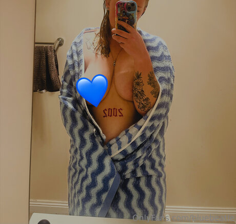 Bluebeatle perfect pornstar photo