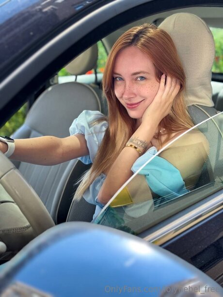 Lolynebel Free actress archive