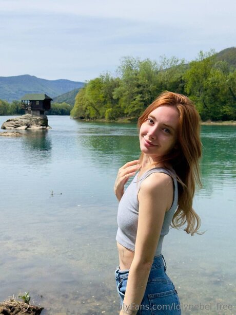 Lolynebel Free star naked gallery