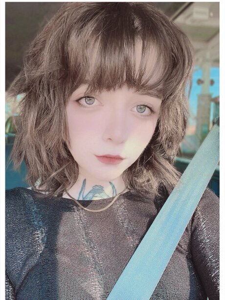 Meeklymara naked model pics