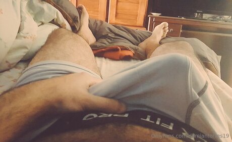 Damiantorres19 sexy star photo