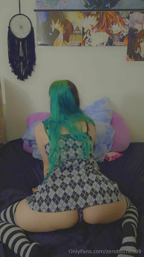 Zerobitches99 star porn pic