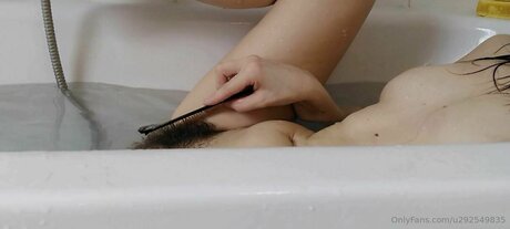 Sophia Leurre free actress pics