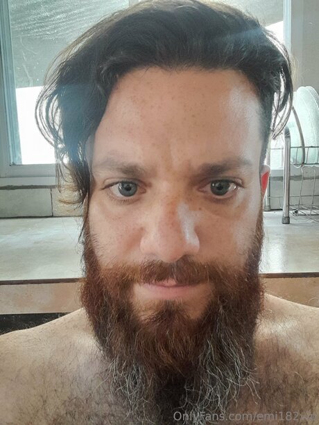 Emi182vip nude model images