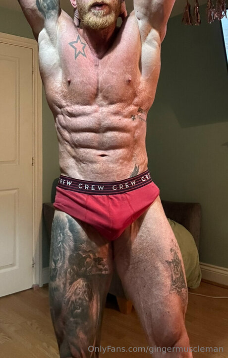 Gingermuscleman exclusive model pic