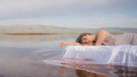 Divinemusemel sexy star pictures