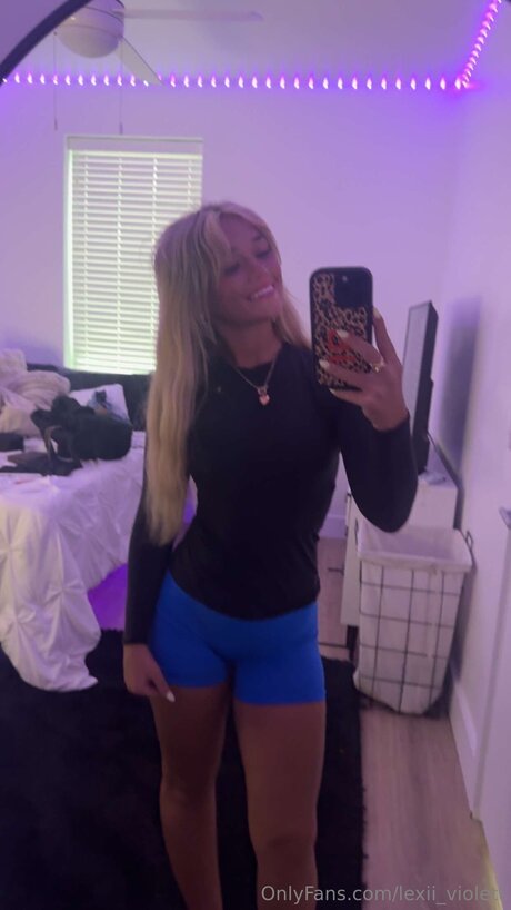 Juliannapeyton star nude picture