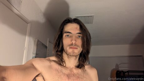 Aleksqrdn xxx star images