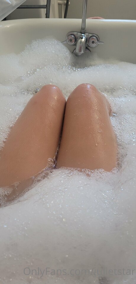 Julietstar pretty actress pictures