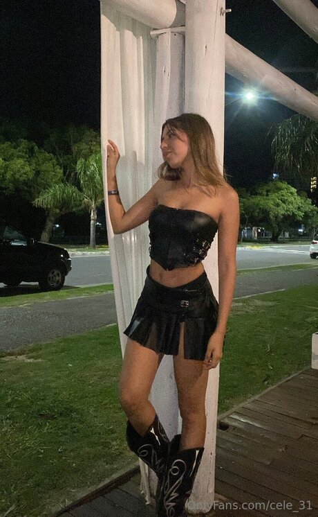 Cele 31 model naked galleries