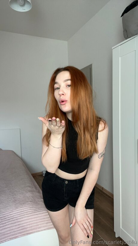 Scarletjust4u star nude gallery