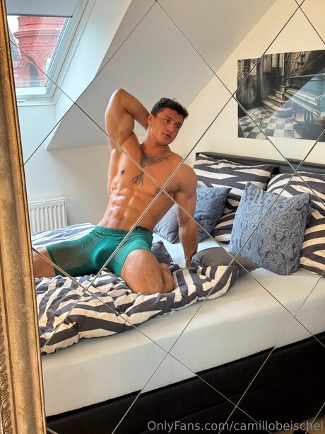 Camillobeischel pornographic model pictures