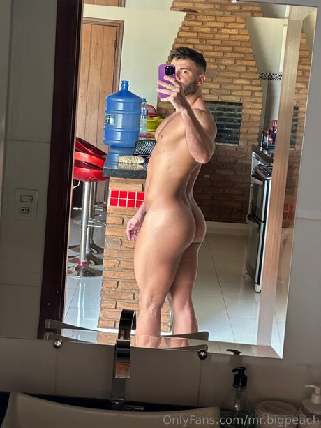 Mr Bigpeach top actress images