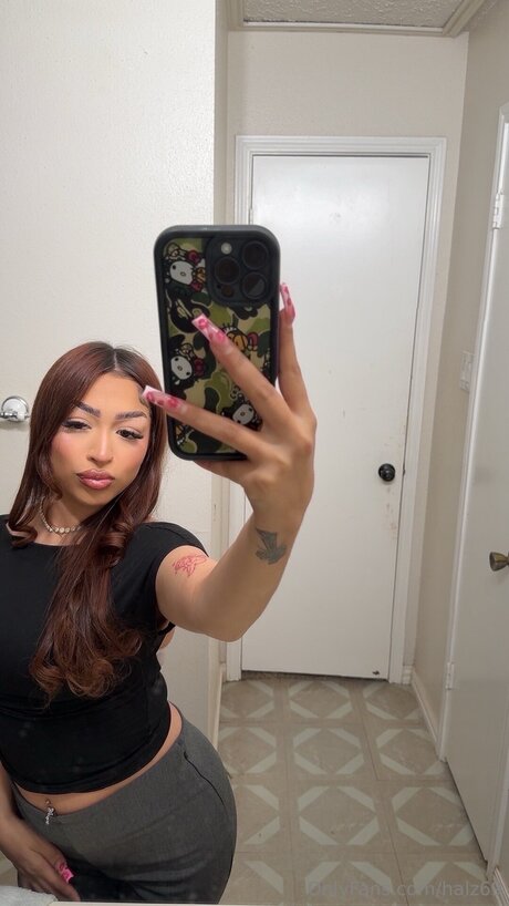 Halz69 xxx actress photo