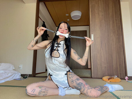 Priestessvamp sex actress image