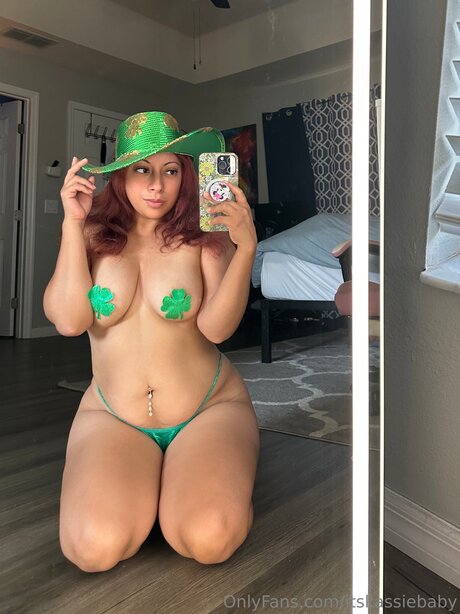 Itskassiebaby hot star img